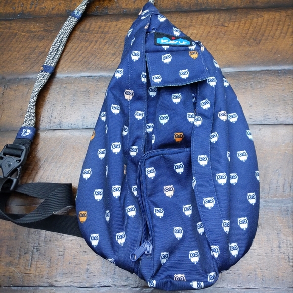 Kavu Handbags - Kavu Back Pack Over Shoulder Small Owls Navy Blue